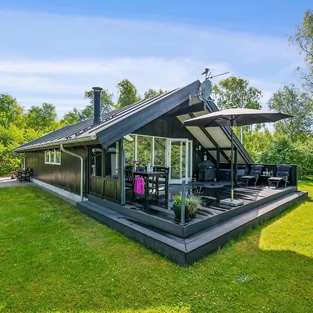 Family-friendly With Hot Tub And Guest Annex Near The Coast Ferienhaus Ebeltoft